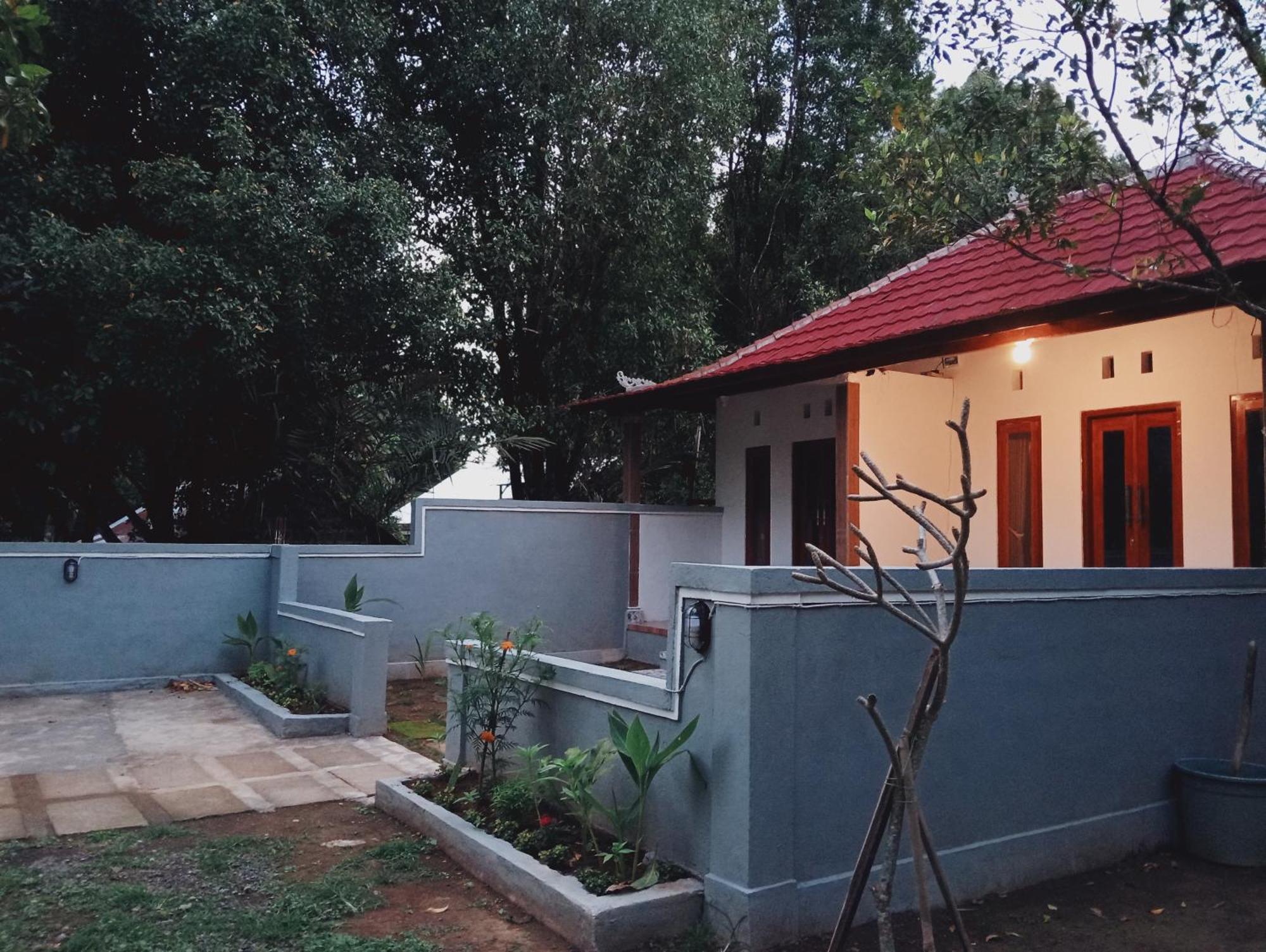 Jepun Homestay Lemukih 싱가라자 외부 사진